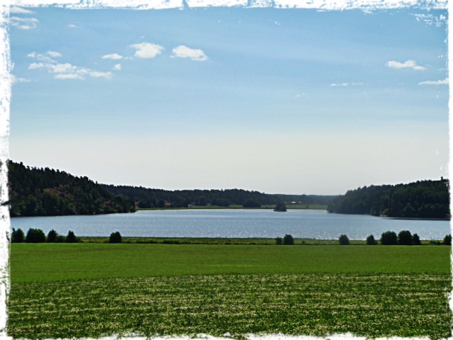 Utsikt över en del av vackra Sverige på vägen hem.
