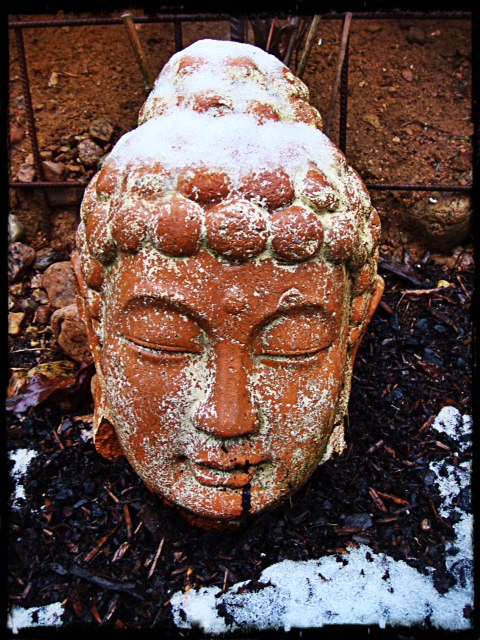 Snöig Budda